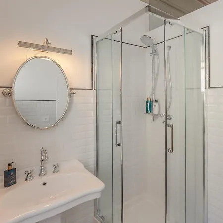 شقة فندقية Stanze Guelfe 3*