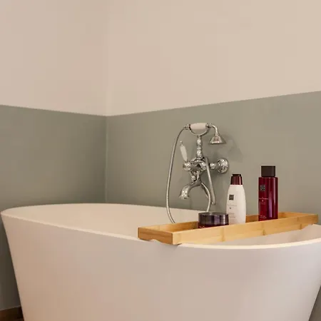 شقة فندقية Stanze Guelfe 3*